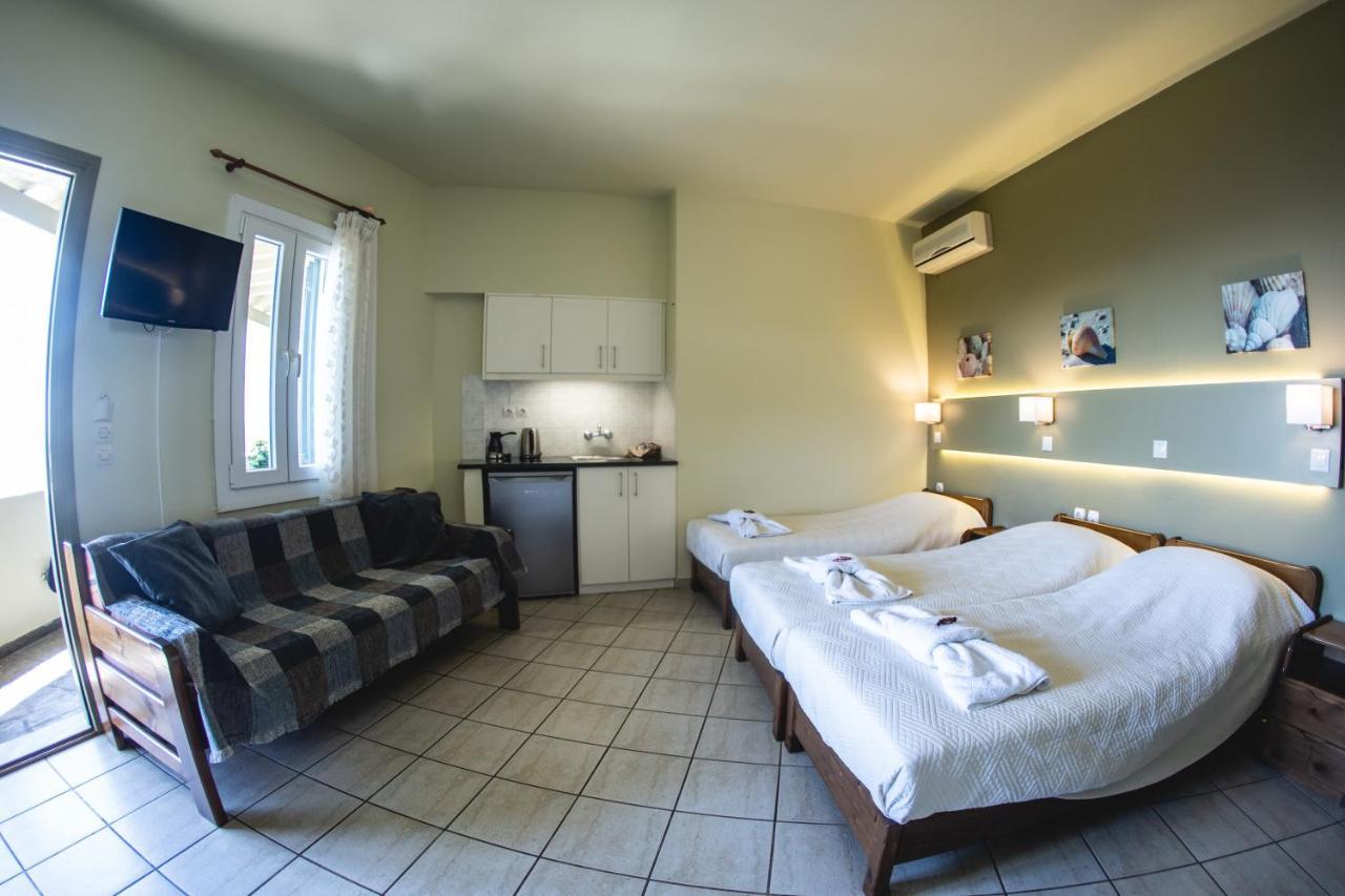 Filoxenia Hotel Tinos Exterior photo